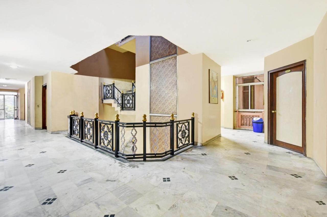 جايبور Capital O 84122 Hotel Trilok Palace المظهر الخارجي الصورة