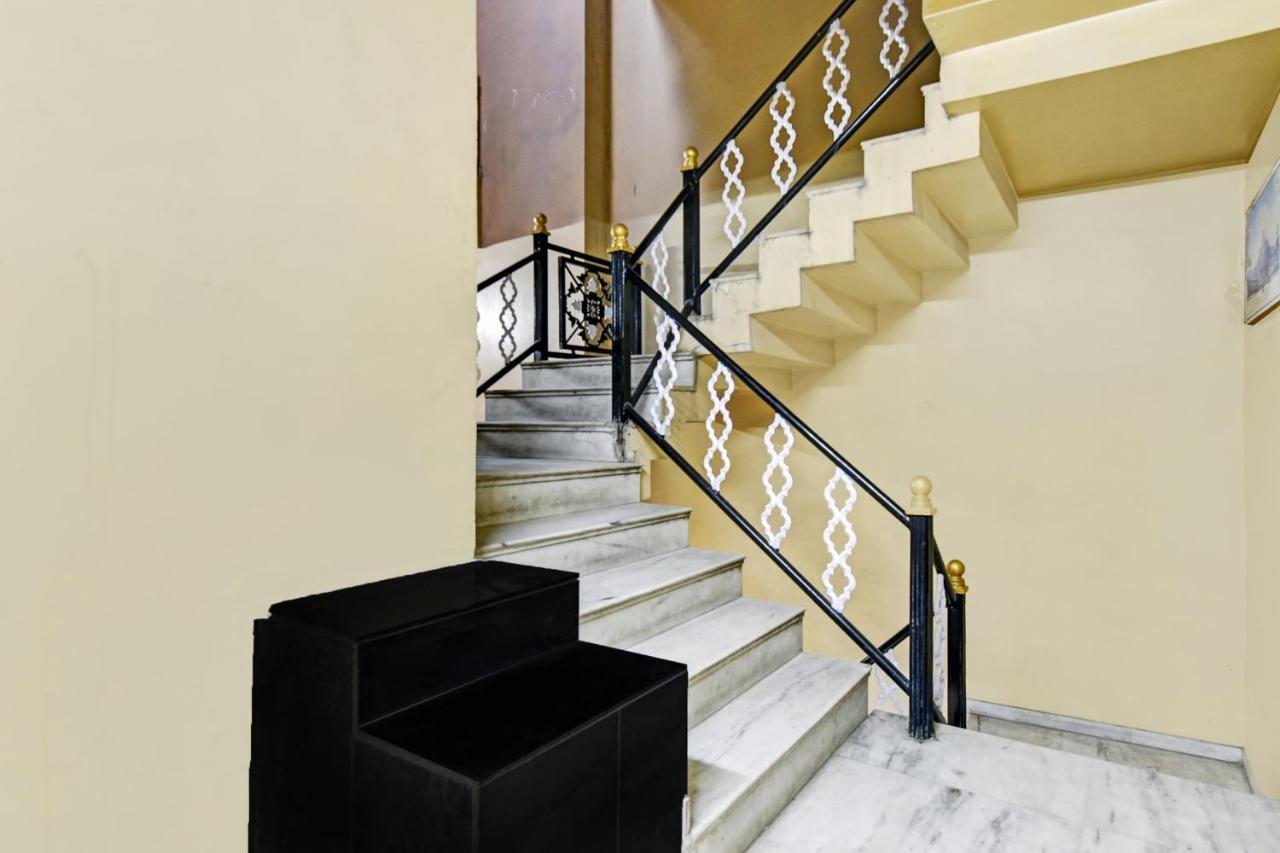 جايبور Capital O 84122 Hotel Trilok Palace المظهر الخارجي الصورة
